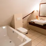 Oda ve Kahvaltı Het Wellnest 4*