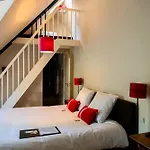 Het Wellnest Oda ve Kahvaltı 4*