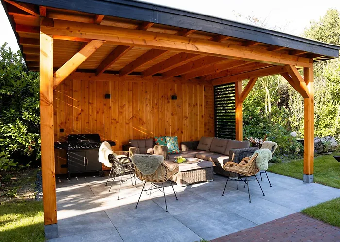 Bed & Breakfast Het Wellnest 4*